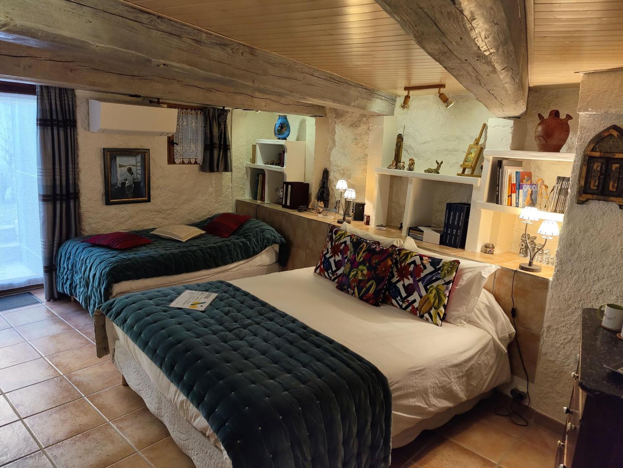 Bed and Breakfast Mas Peu Del Causse à Thuir Extérieur photo