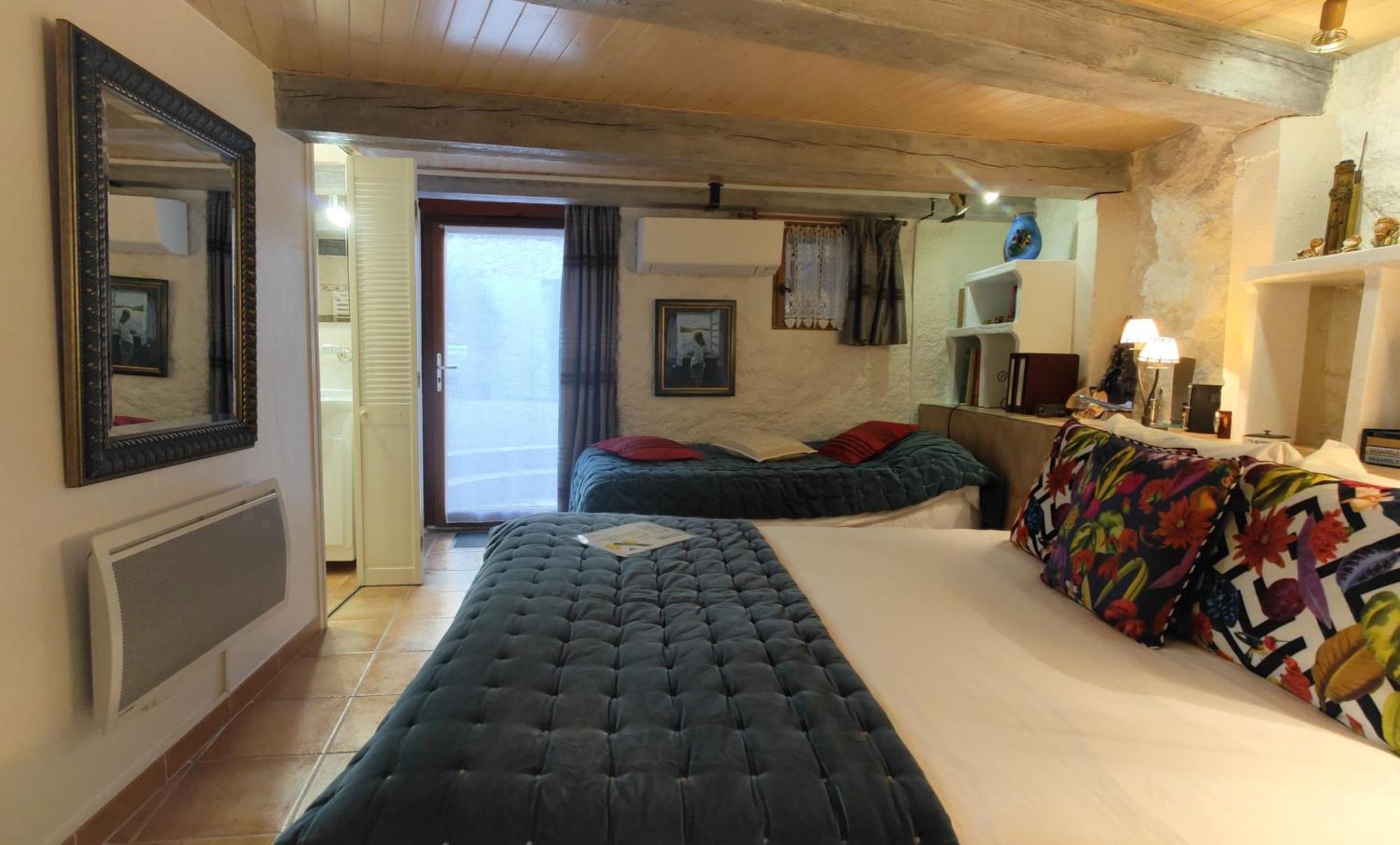 Bed and Breakfast Mas Peu Del Causse à Thuir Chambre photo